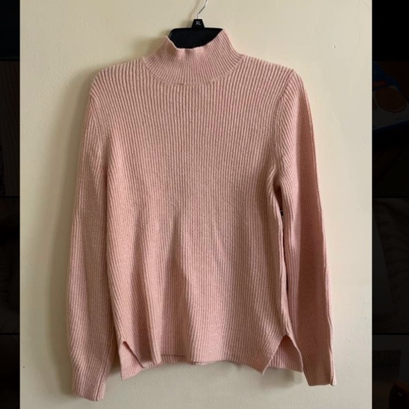 Calvin Klein Sweaters - Calvin Klein Turtleneck
